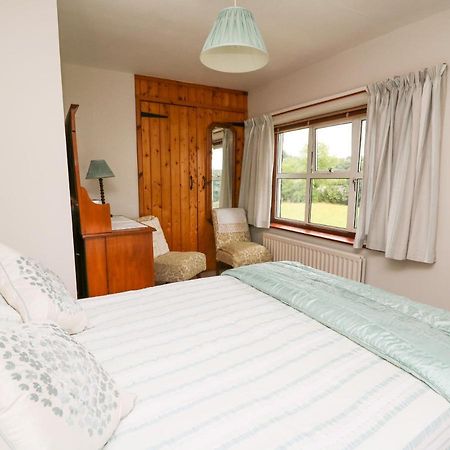 Holly Farm Cottage Newbridge on Wye Esterno foto