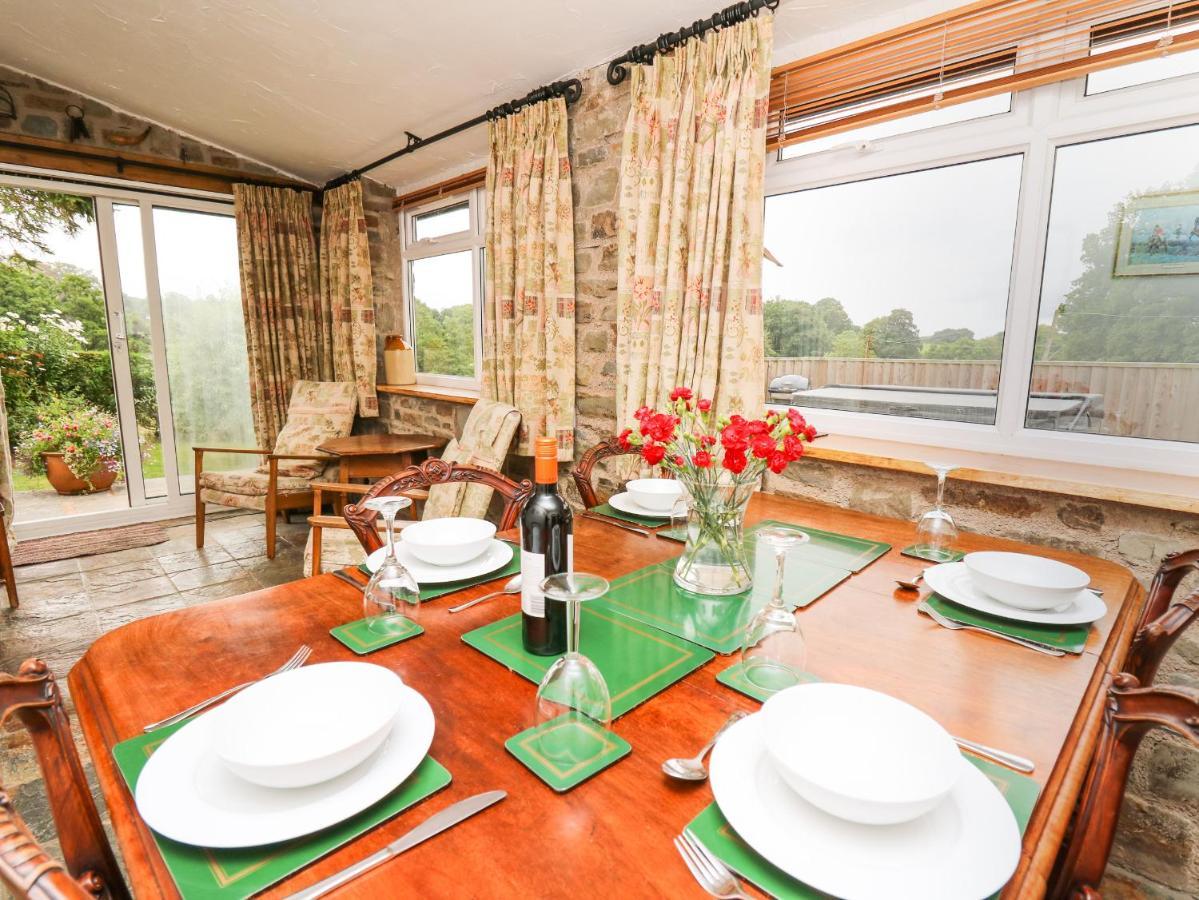 Holly Farm Cottage Newbridge on Wye Esterno foto